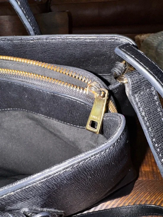 Furla Tessa Satchel handbag, a structured leather tote featuring gold hardware - Picture 11 of 16